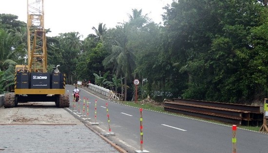 Looc bridge in Almeria, Biliran