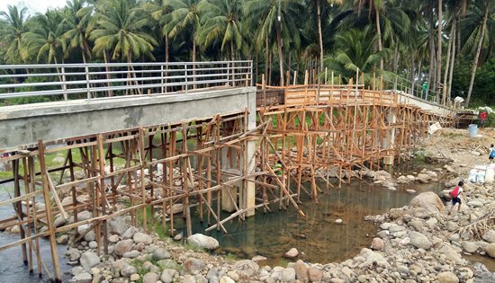Sitio Tigbao footbridge