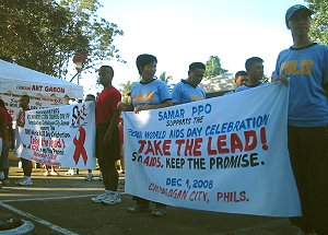 Participants of the World AIDS Day commemoration in Catbalogan