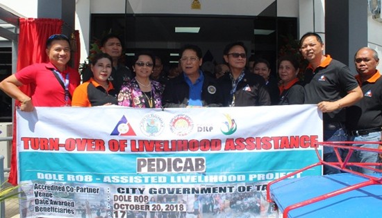 DOLE-8  livelihood grants to LGU Tacloban