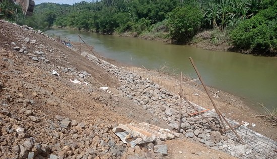 Samar flood control structures