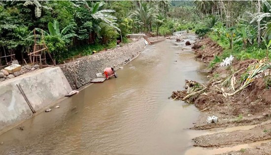 Macatingog flood control project