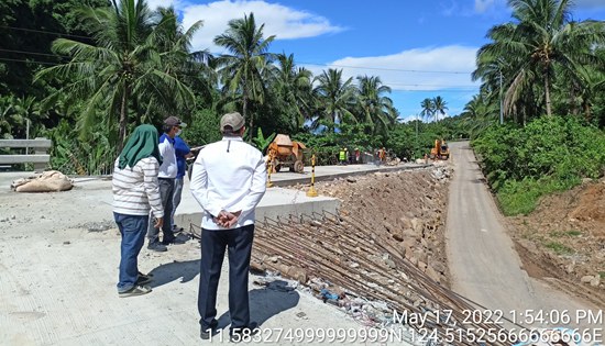 inspection of Naval-Caibiran cross country road projects