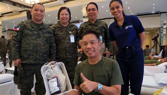 Army Chief Lt. Gen Roy M. Galido donates blood