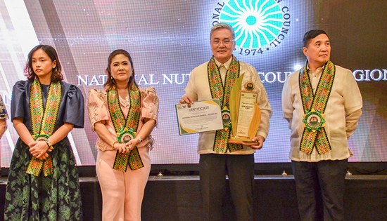 NNC-8 receive award from DAR